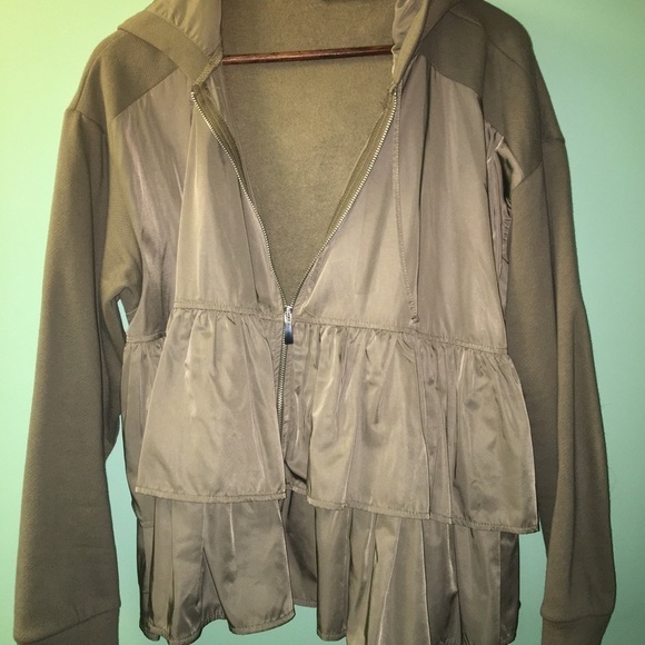 KHAKI green hoodie - Picture 2 of 5